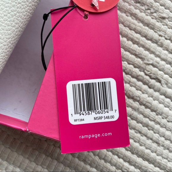 Rampage continental style zip wallet fits phone - Picture 5 of 5